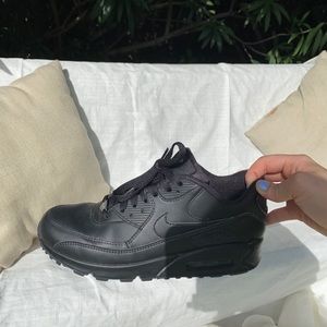 Black Nike air max 1 8.5 women’s